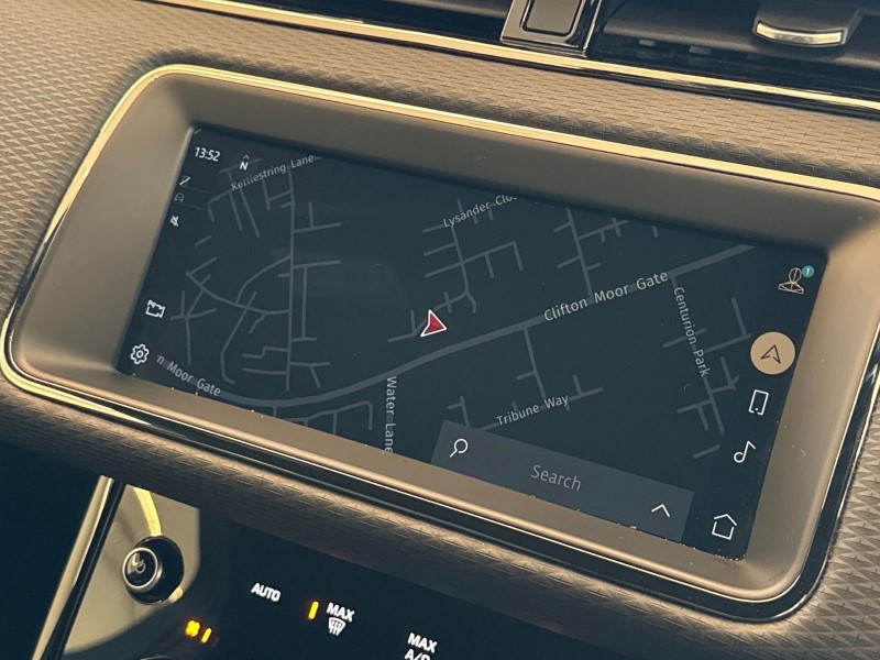 2022 (71) LAND ROVER RANGE ROVER EVOQUE 1.5 P300e R-Dynamic S 5dr Auto 5070396