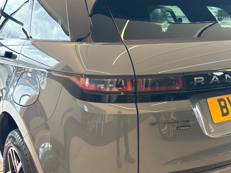2022 (71) LAND ROVER RANGE ROVER EVOQUE 1.5 P300e R-Dynamic S 5dr Auto 5070404