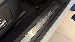 2022 (71) LAND ROVER RANGE ROVER EVOQUE 1.5 P300e R-Dynamic SE 5dr Auto 5086655