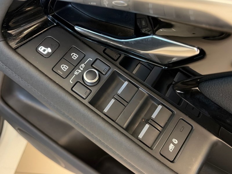 2022 (71) LAND ROVER RANGE ROVER EVOQUE 1.5 P300e R-Dynamic SE 5dr Auto 5086639