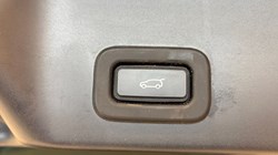 2022 (71) LAND ROVER RANGE ROVER EVOQUE 1.5 P300e R-Dynamic SE 5dr Auto 5086657