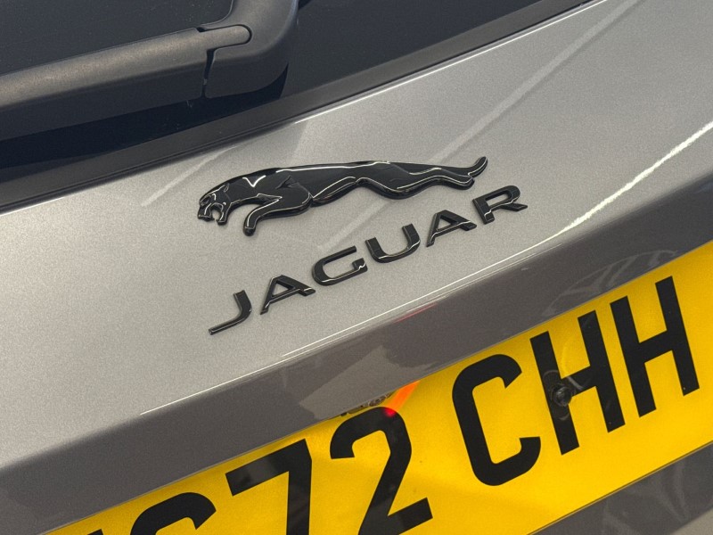 2023 (72) JAGUAR F-PACE 2.0 D200 R-Dynamic Black 5dr Auto AWD 5087736