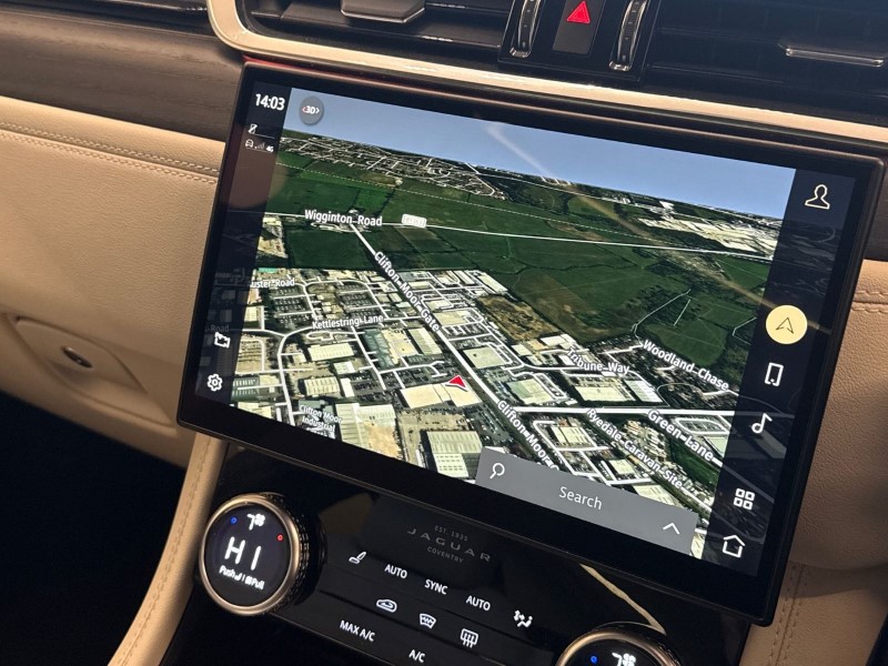 2023 (72) JAGUAR F-PACE 2.0 D200 R-Dynamic Black 5dr Auto AWD 5087701