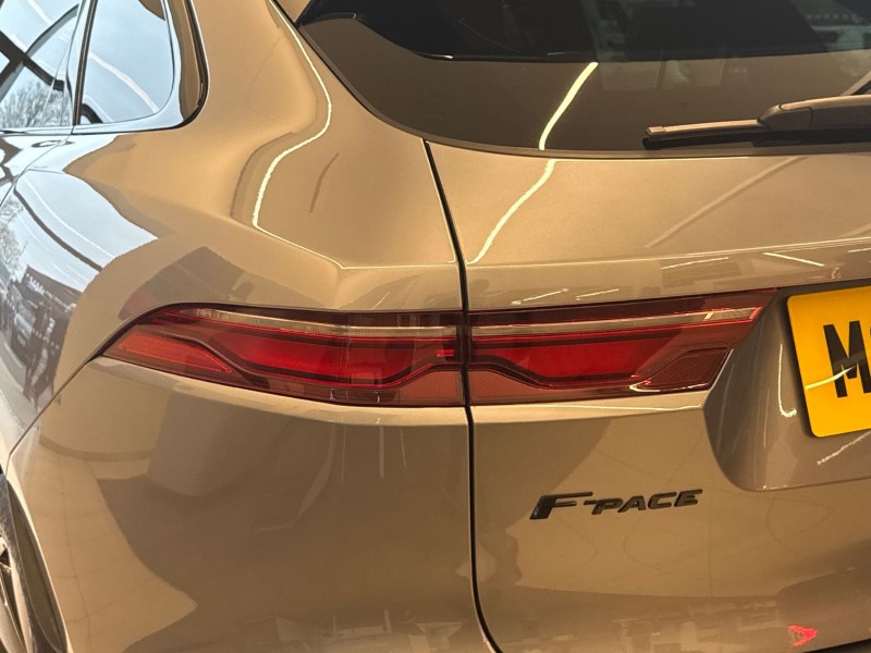 2023 (72) JAGUAR F-PACE 2.0 D200 R-Dynamic Black 5dr Auto AWD 5087709