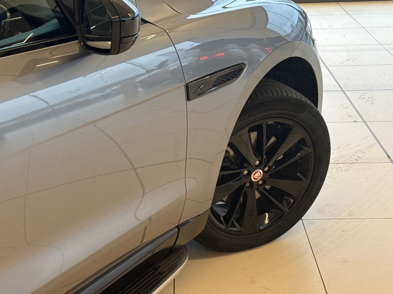 2023 (72) JAGUAR F-PACE 2.0 D200 R-Dynamic Black 5dr Auto AWD 5087740