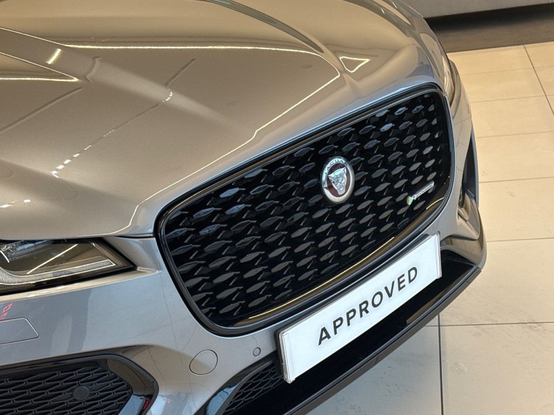 2023 (72) JAGUAR F-PACE 2.0 D200 R-Dynamic Black 5dr Auto AWD 5087734