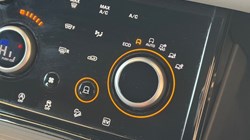 2022 (22) LAND ROVER RANGE ROVER EVOQUE 1.5 P300e R-Dynamic SE 5dr Auto 5105020