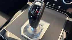 2022 (22) LAND ROVER RANGE ROVER EVOQUE 1.5 P300e R-Dynamic SE 5dr Auto 5105000