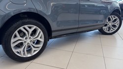 2022 (22) LAND ROVER RANGE ROVER EVOQUE 1.5 P300e R-Dynamic SE 5dr Auto 5105036