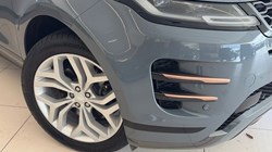 2022 (22) LAND ROVER RANGE ROVER EVOQUE 1.5 P300e R-Dynamic SE 5dr Auto 5105030
