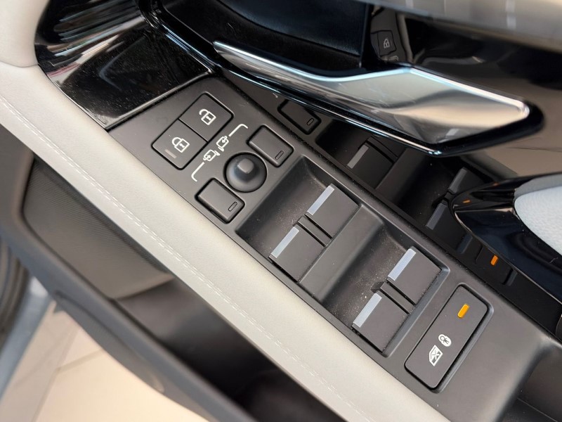 2022 (22) LAND ROVER RANGE ROVER EVOQUE 1.5 P300e R-Dynamic SE 5dr Auto 5105009