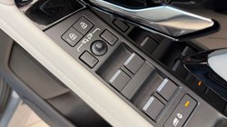 2022 (22) LAND ROVER RANGE ROVER EVOQUE 1.5 P300e R-Dynamic SE 5dr Auto 5105009