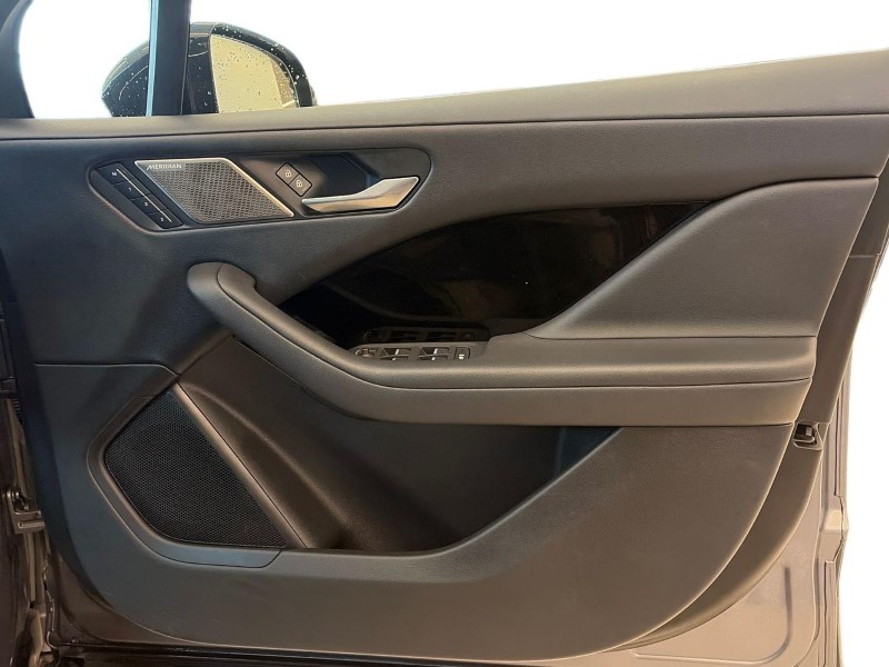 2022 (22) JAGUAR I-PACE 294kW EV400 Black 90kWh 5dr Auto [11kW Charger] 5103563