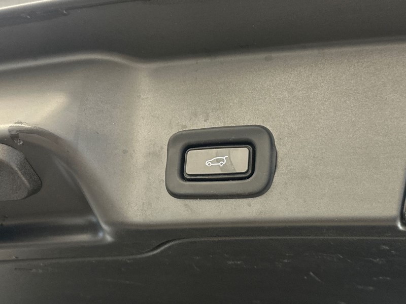 2020 (70) LAND ROVER RANGE ROVER EVOQUE 2.0 P200 R-Dynamic SE 5dr Auto 5095095