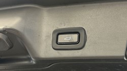 2020 (70) LAND ROVER RANGE ROVER EVOQUE 2.0 P200 R-Dynamic SE 5dr Auto 5095095