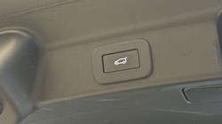 2023 (23) JAGUAR F-PACE 2.0 D200 R-Dynamic Black 5dr Auto AWD 5113605