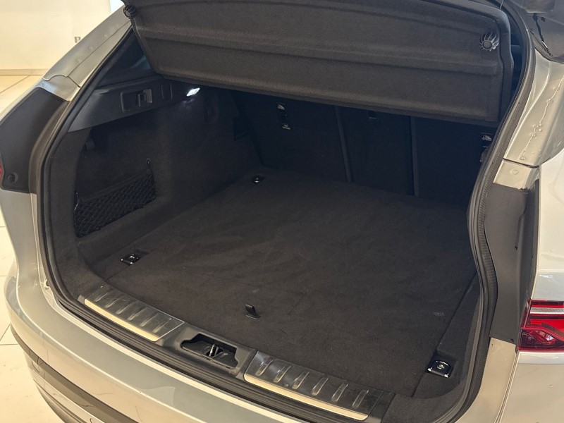 2023 (23) JAGUAR F-PACE 2.0 D200 R-Dynamic Black 5dr Auto AWD 5113604