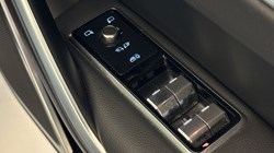 2023 (23) JAGUAR F-PACE 2.0 D200 R-Dynamic Black 5dr Auto AWD 5113587