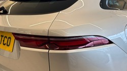 2023 (23) JAGUAR F-PACE 2.0 D200 R-Dynamic Black 5dr Auto AWD 5113612