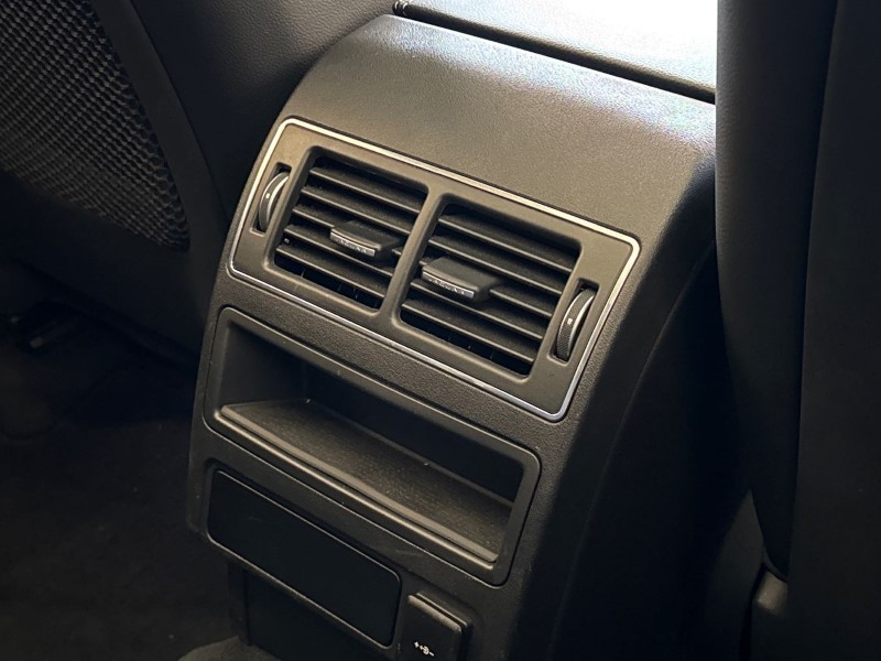 2023 (23) JAGUAR F-PACE 2.0 D200 R-Dynamic Black 5dr Auto AWD 5113582