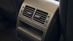 2023 (23) JAGUAR F-PACE 2.0 D200 R-Dynamic Black 5dr Auto AWD 5113582