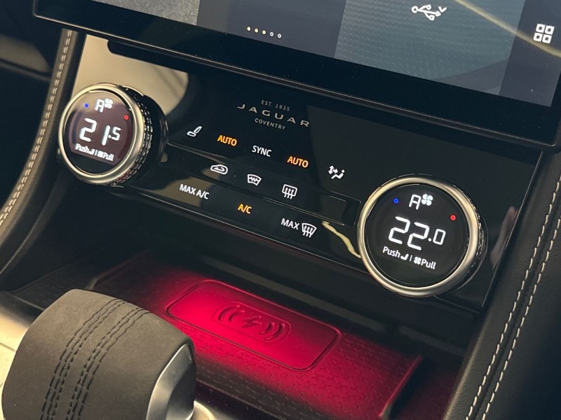 2023 (23) JAGUAR F-PACE 2.0 D200 R-Dynamic Black 5dr Auto AWD 5113596