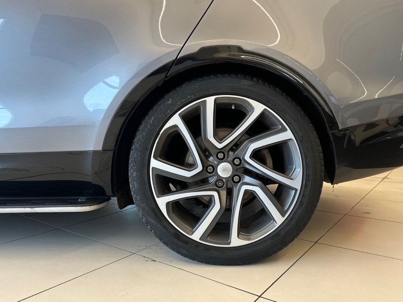 2020 (20) LAND ROVER DISCOVERY 3.0 SD6 HSE 5dr Auto 5093393