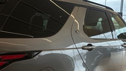 2020 (20) LAND ROVER DISCOVERY 3.0 SD6 HSE 5dr Auto 5093438