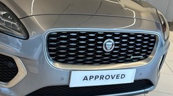 2022 (72) JAGUAR E-PACE 1.5 P300e R-Dynamic S 5dr Auto 5113513