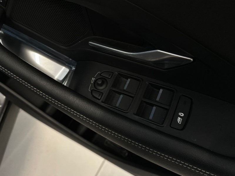 2022 (72) JAGUAR E-PACE 1.5 P300e R-Dynamic S 5dr Auto 5113495