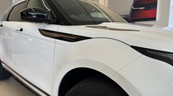 2024 (24) LAND ROVER RANGE ROVER EVOQUE 2.0 D200 Dynamic SE 5dr Auto 5080076