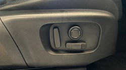 2024 (24) LAND ROVER RANGE ROVER EVOQUE 2.0 D200 Dynamic SE 5dr Auto 5080080