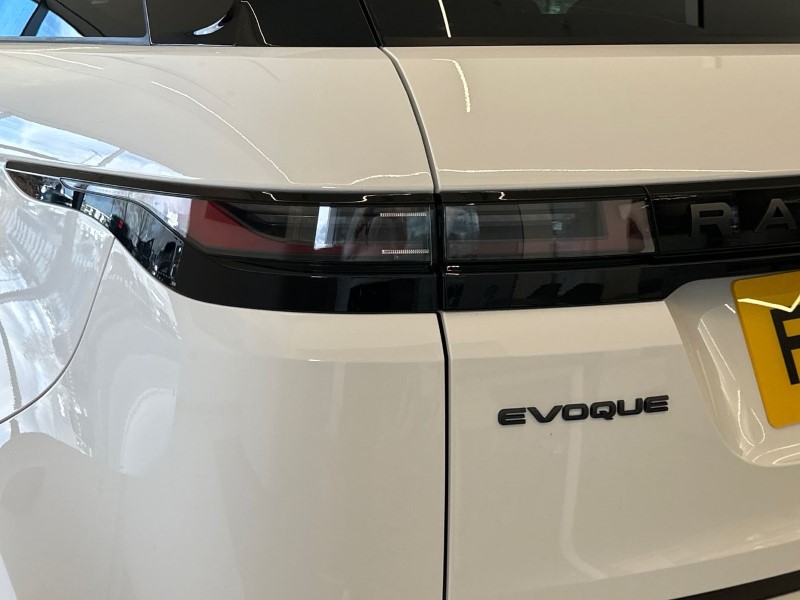 2024 (24) LAND ROVER RANGE ROVER EVOQUE 2.0 D200 Dynamic SE 5dr Auto 5080075