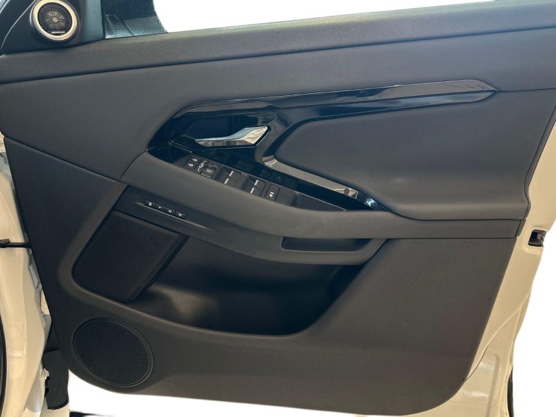 2024 (24) LAND ROVER RANGE ROVER EVOQUE 2.0 D200 Dynamic SE 5dr Auto 5080078