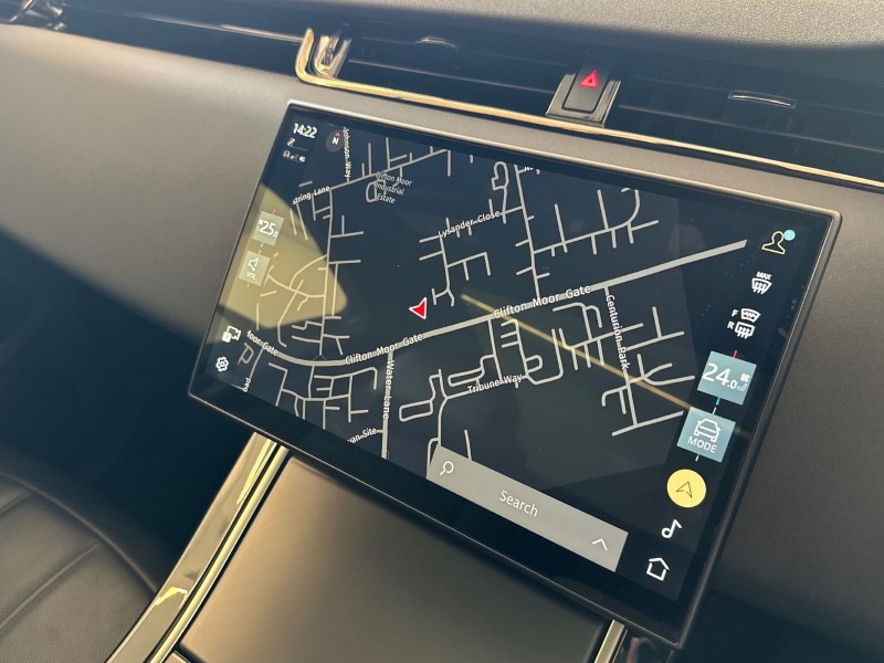 2024 (24) LAND ROVER RANGE ROVER EVOQUE 2.0 D200 Dynamic SE 5dr Auto 5080067