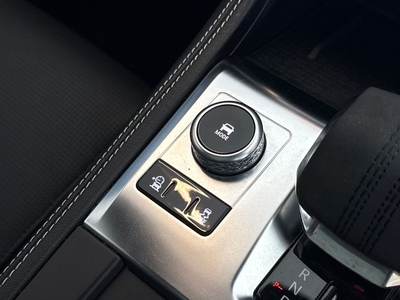 2023 (23) JAGUAR F-PACE 2.0 D200 R-Dynamic SE Black 5dr Auto AWD 5124246