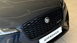 2023 (23) JAGUAR F-PACE 2.0 D200 R-Dynamic SE Black 5dr Auto AWD 5124253