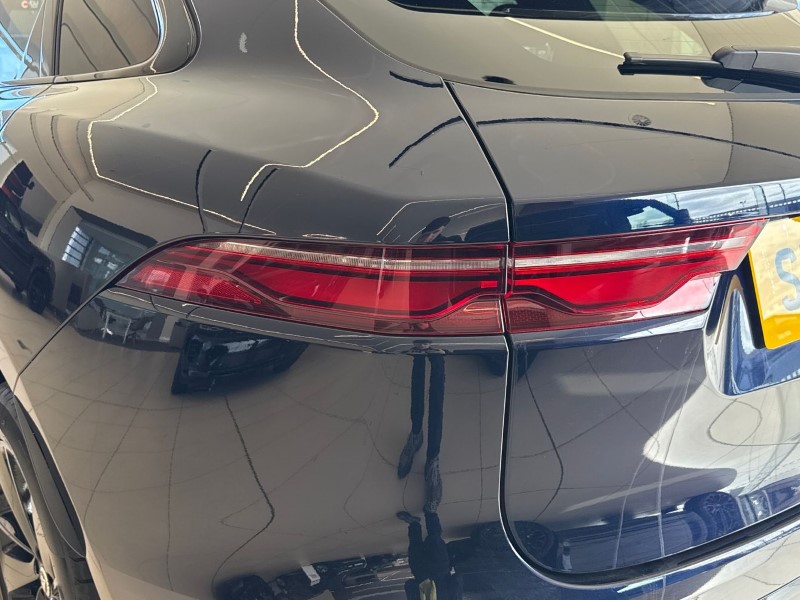 2023 (23) JAGUAR F-PACE 2.0 D200 R-Dynamic SE Black 5dr Auto AWD 5124230