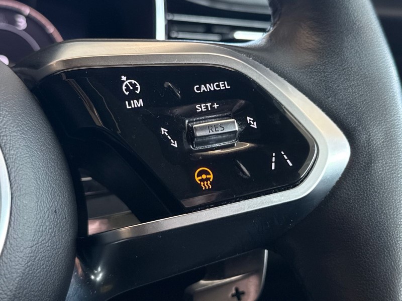 2023 (23) JAGUAR F-PACE 2.0 D200 R-Dynamic SE Black 5dr Auto AWD 5124237