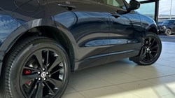 2023 (23) JAGUAR F-PACE 2.0 D200 R-Dynamic SE Black 5dr Auto AWD 5124258