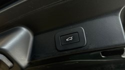 2023 (23) JAGUAR F-PACE 2.0 D200 R-Dynamic SE Black 5dr Auto AWD 5124250