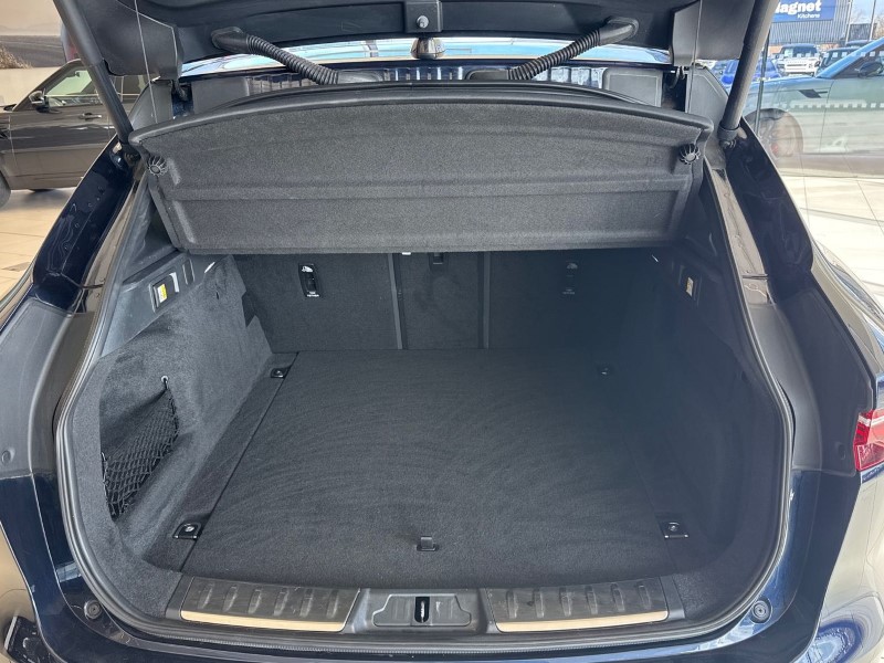 2023 (23) JAGUAR F-PACE 2.0 D200 R-Dynamic SE Black 5dr Auto AWD 5124221