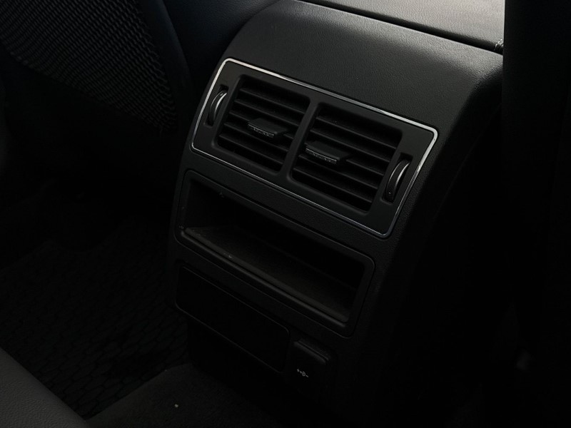 2023 (23) JAGUAR F-PACE 2.0 D200 R-Dynamic SE Black 5dr Auto AWD 5124229