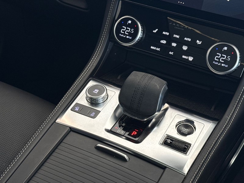 2023 (23) JAGUAR F-PACE 2.0 D200 R-Dynamic SE Black 5dr Auto AWD 5124224