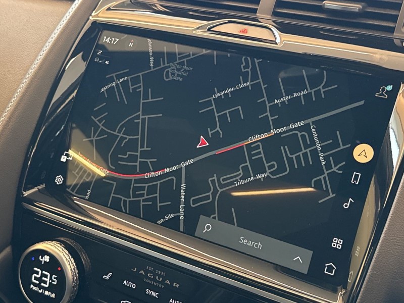 2024 (24) JAGUAR E-PACE 2.0 D200 R-Dynamic SE Black 5dr Auto 5116839