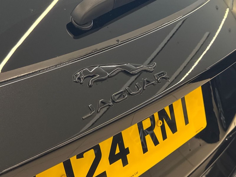 2024 (24) JAGUAR E-PACE 2.0 D200 R-Dynamic SE Black 5dr Auto 5116874