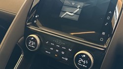 2024 (24) JAGUAR E-PACE 2.0 D200 R-Dynamic SE Black 5dr Auto 5116860