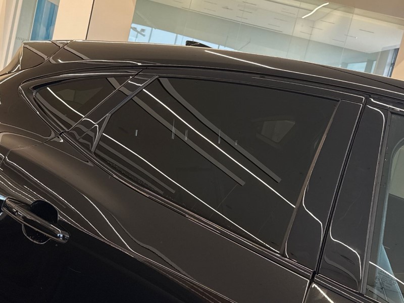 2024 (24) JAGUAR E-PACE 2.0 D200 R-Dynamic SE Black 5dr Auto 5116880