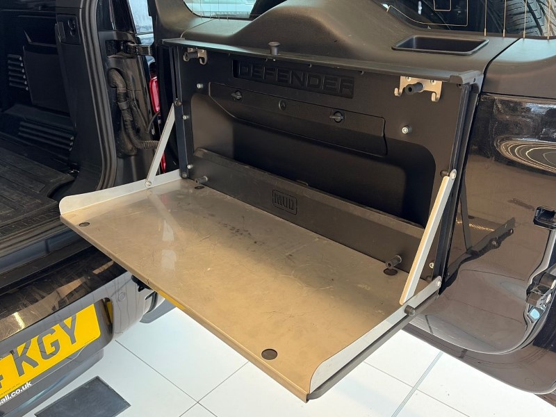 2024 (24) LAND ROVER COMMERCIAL DEFENDER 3.0 D350 Hard Top X-Dynamic HSE Auto [3 Seat] 5172978