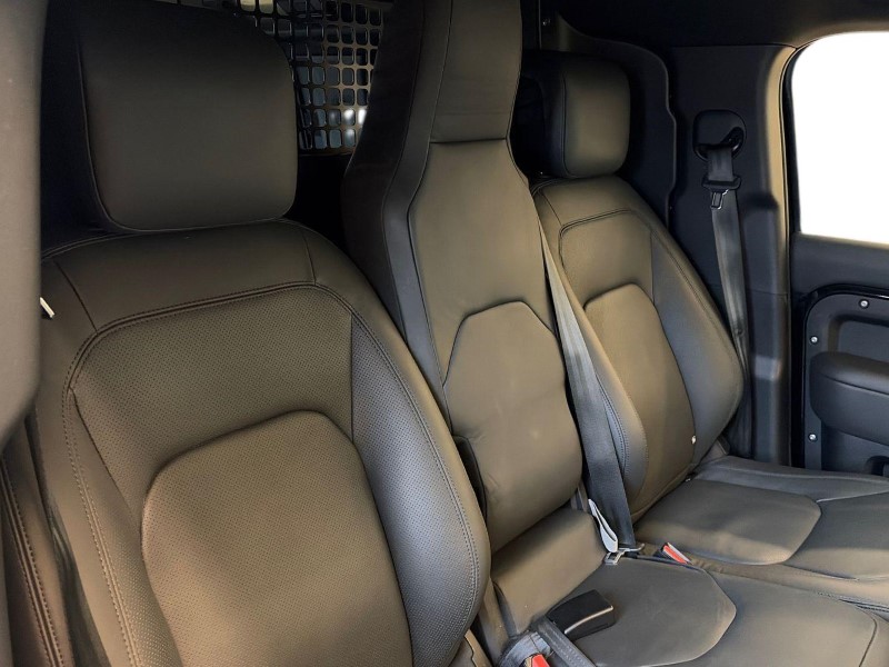 2024 (24) LAND ROVER COMMERCIAL DEFENDER 3.0 D350 Hard Top X-Dynamic HSE Auto [3 Seat] 5172951